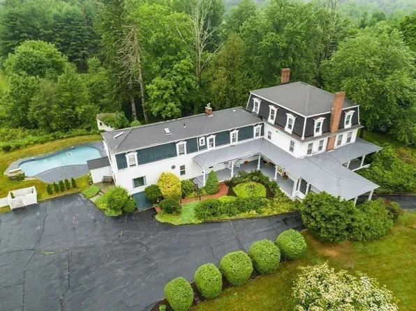 11 Ramshorn Rd, Dudley, MA 01571