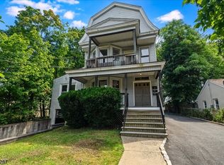 132 Roseland Ave APT 1, Caldwell, NJ 07006