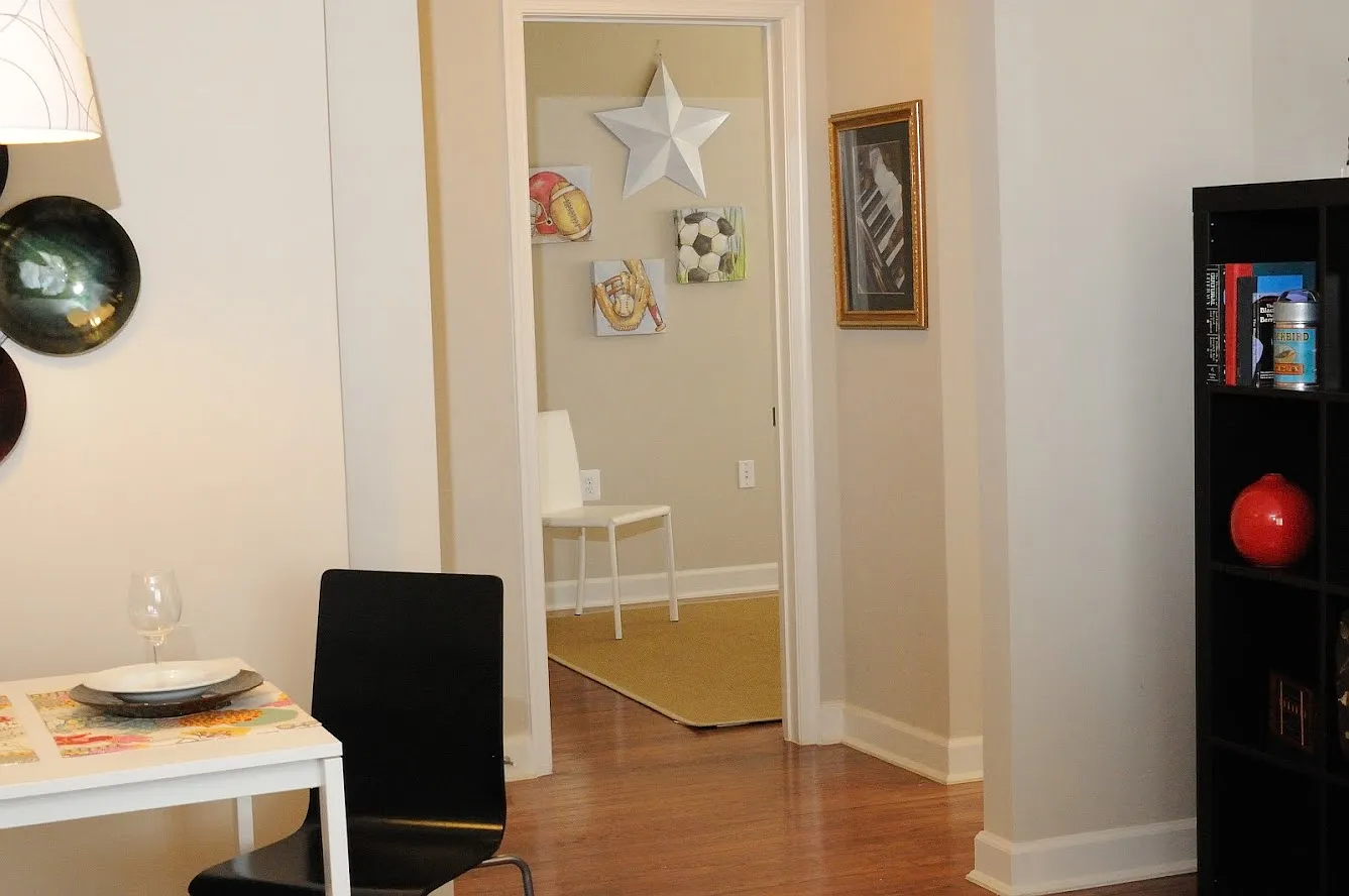 Bass Circle Apartments — Photo 2