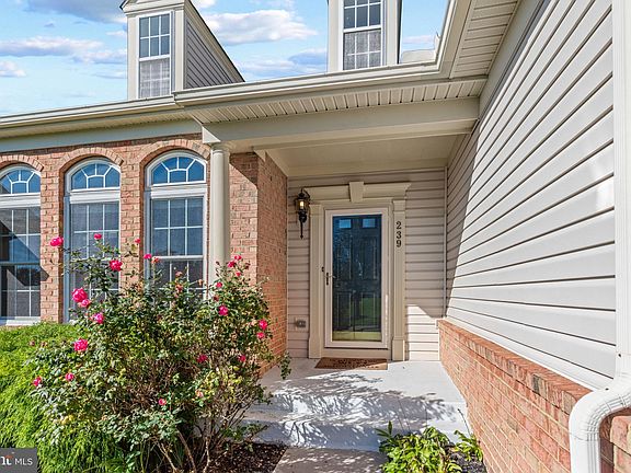5th image of 239 Prospect Cir #85