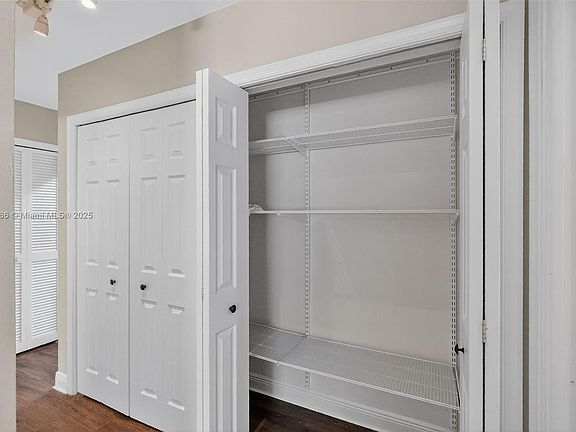 5th image of 539 Menendez Ave #53