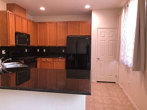 3rd image of 11384 McKinney Falls St