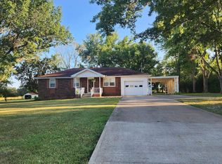 244 NW 40th Rd, Clinton, MO 64735