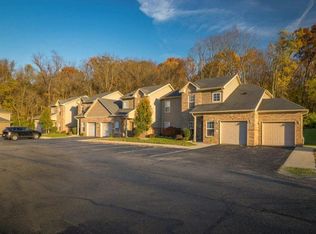 4201 Locust St #731, Terre Haute, IN 47803