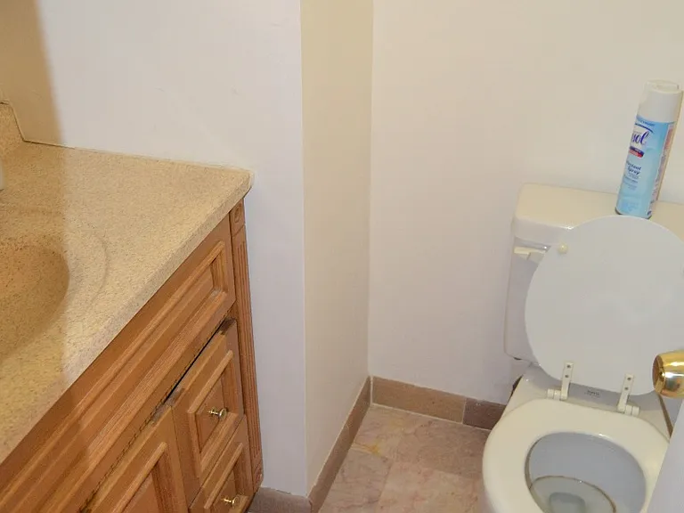33 Egremont Rd #4 — Photo 12