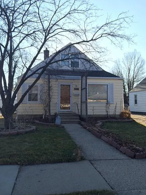 7311 43rd Ave photo 1