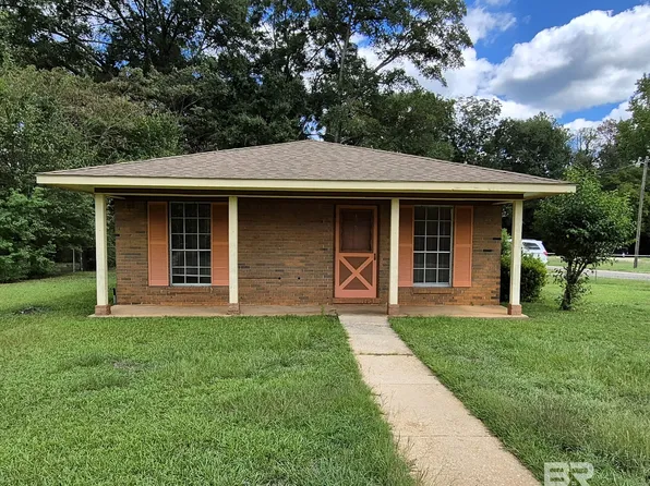 109 Elizabeth St, Evergreen, AL 36401