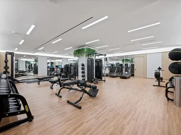 225 West 28th Street image 13 of 21