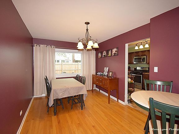 5th image of 608 E North Broadway St APT C