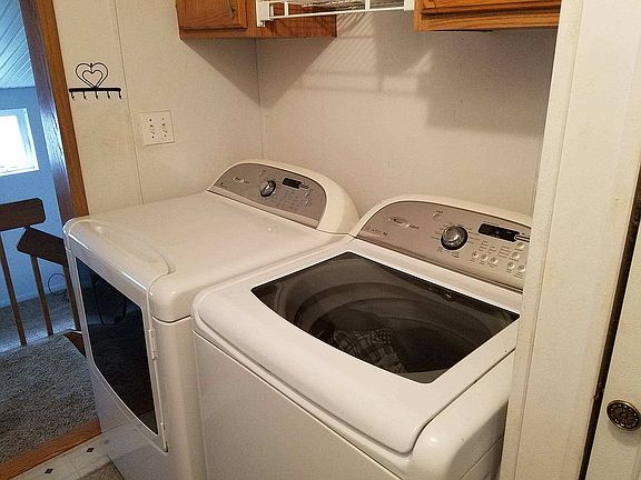 3rd image of 239 Troy Oaks Dr