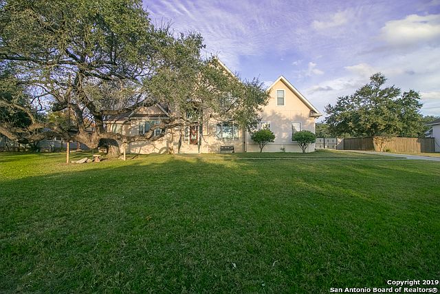 1st image of 25662 Green River Dr