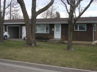 408 22nd Ave, Naplate, IL 61350