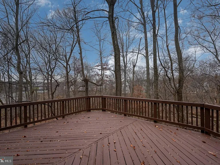20821 Shamrock Glen Cir #804 — Photo 33
