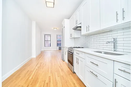 529 E 81st St #5D Photo 1 529 E 81st St #5D Photo 1