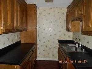 1 THOMPSON RD APT B. MANCHESTER, CT. 06040