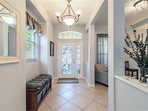 4th image of 522 Harbor Grove Cir