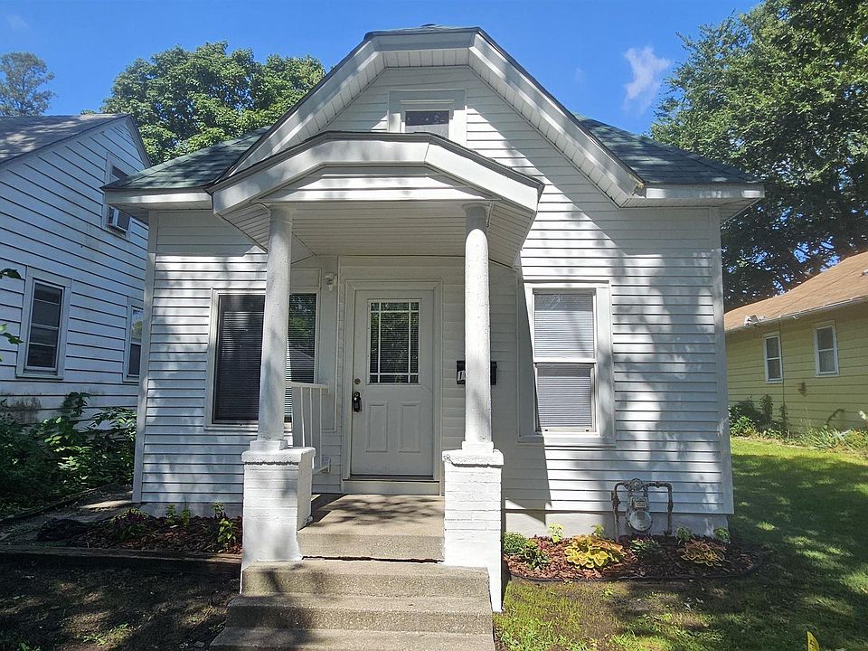 1st image of 1012 W 6th St