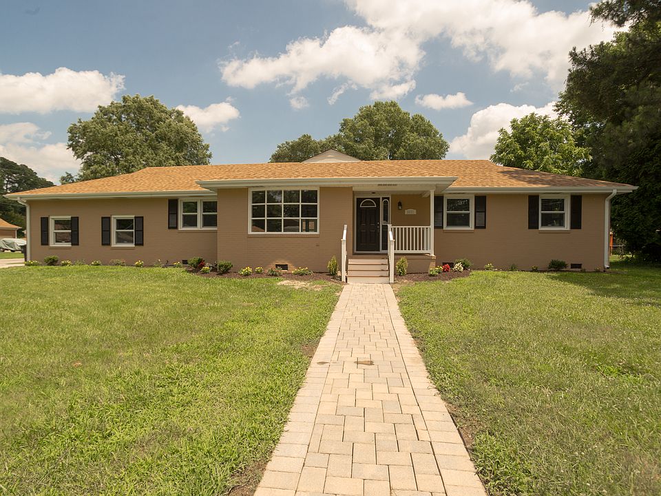 FRONT EXTERIOR