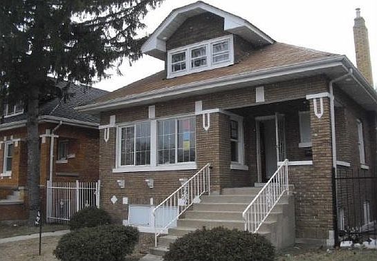 1st image of 146 22nd Ave