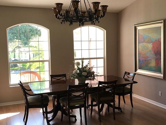 Formal Dining