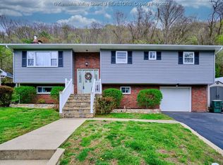 1412 N Belle Dr, Belle, WV 25015