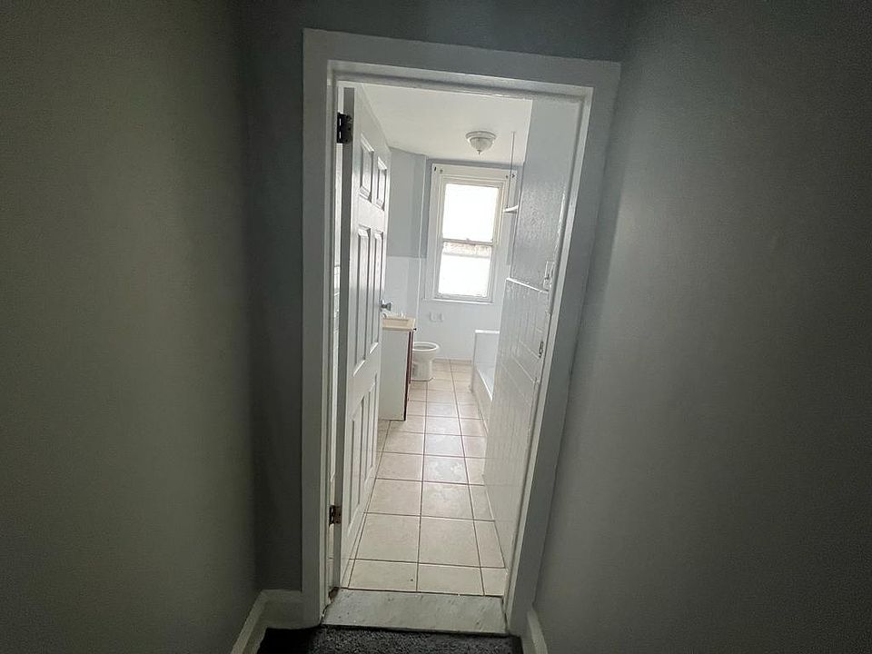 1st image of 6400 Dickens Ave #28G