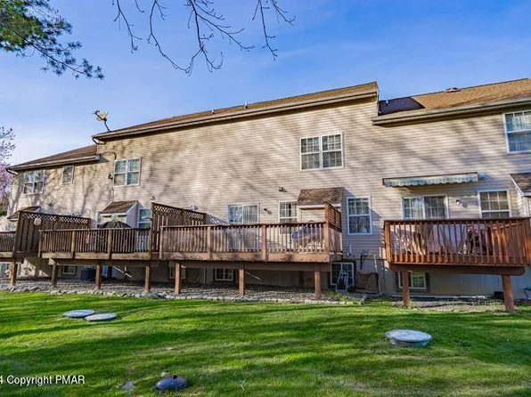 313 Cabinsglade Ct, East Stroudsburg, PA 18301