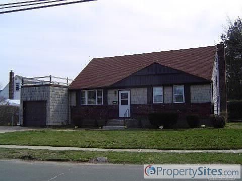 2nd image of 107 N Burling Ln