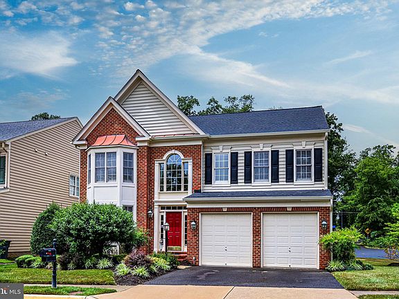 3rd image of 6000 Ashby Heights Cir