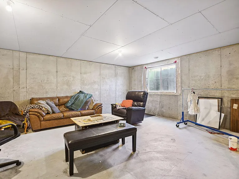 6303 Jensen Ave S — Photo 28