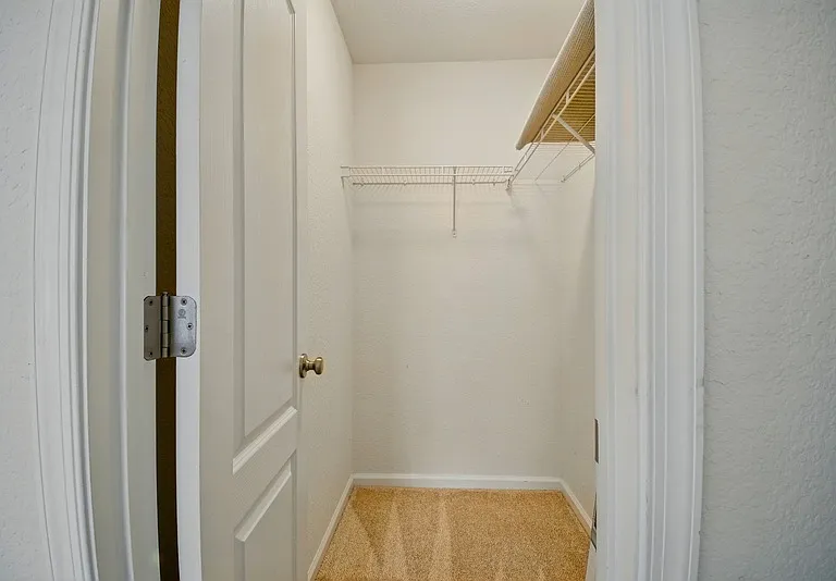 1301 Teton Cir — Photo 28