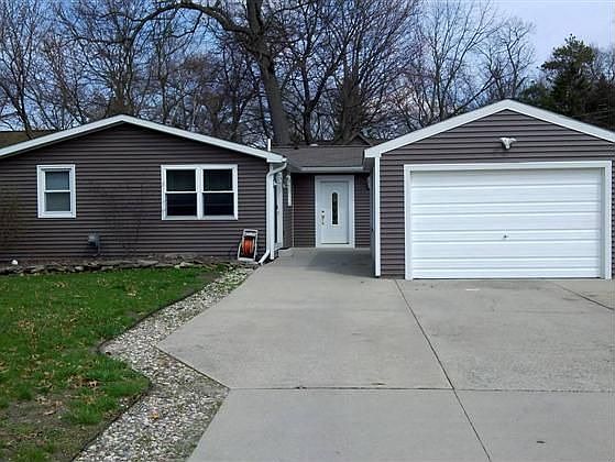 1st image of 181 Roseland Dr