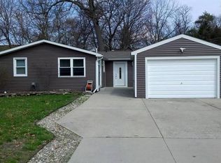 181 Roseland Dr, Bay City, MI 48706