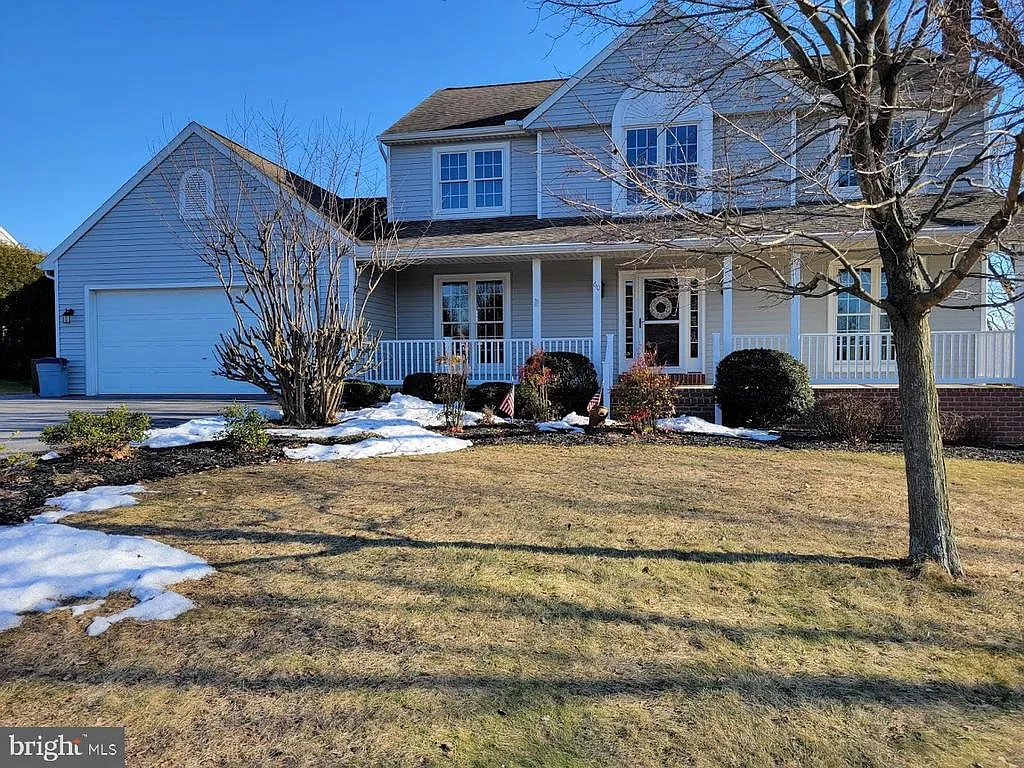 60 Poplar Ln photo 1