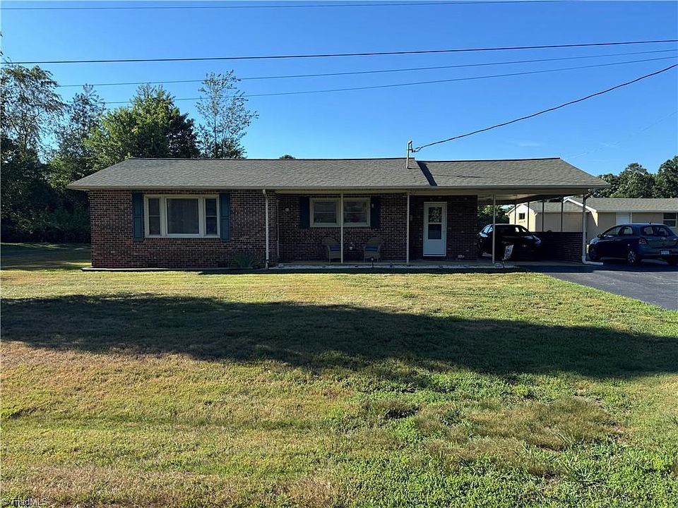1st image of 163 Hickory Ln