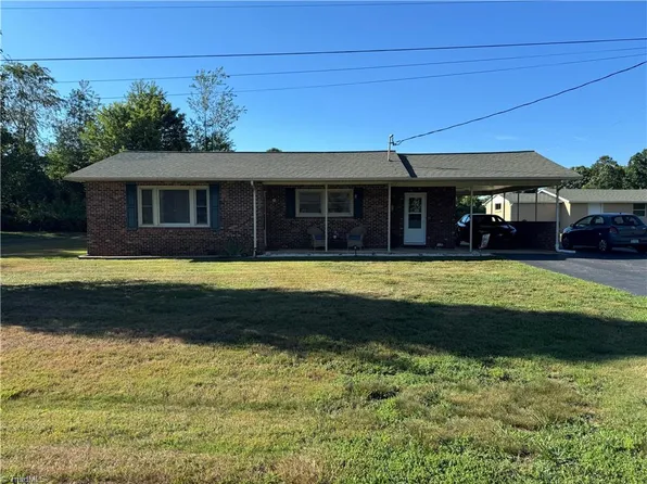 163 Hickory Ln, Hays, NC 28635