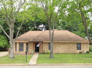 1023 Eagle Lake Rd, Sealy, TX 77474