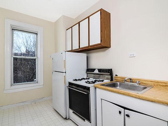 5th image of 4278 Vireo Ave