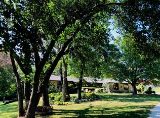 19947 E Panther Creek Rd, Adel, IA 50003