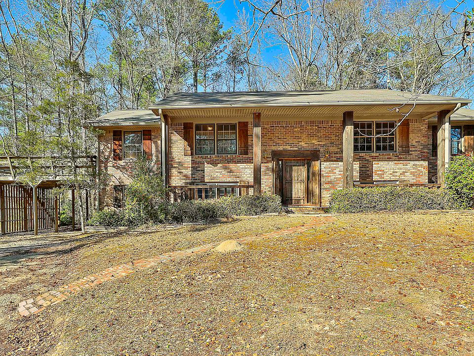 1st image of 161 Mockingbird Ln