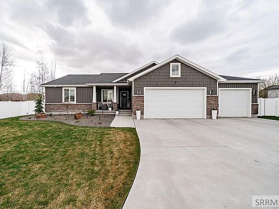 2nd image of 5096 Adobe Dr