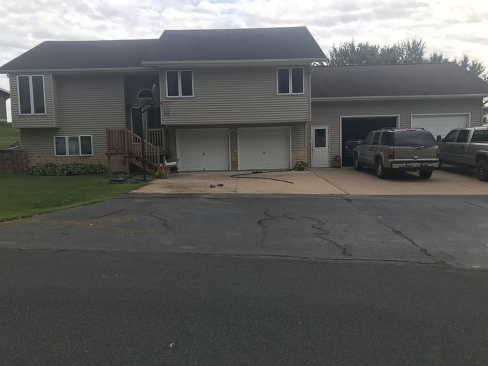 2nd image of 286 E Lakeview Dr