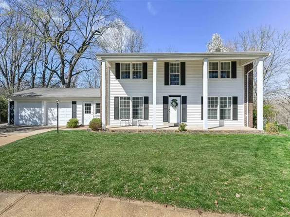 1635 Parquet Ct, Saint Louis, MO 63146