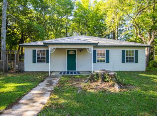 3117 Grouper Rd, Gautier, MS 39553