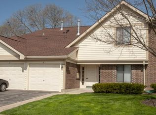 856 E Coach Rd UNIT 2, Palatine, IL 60074