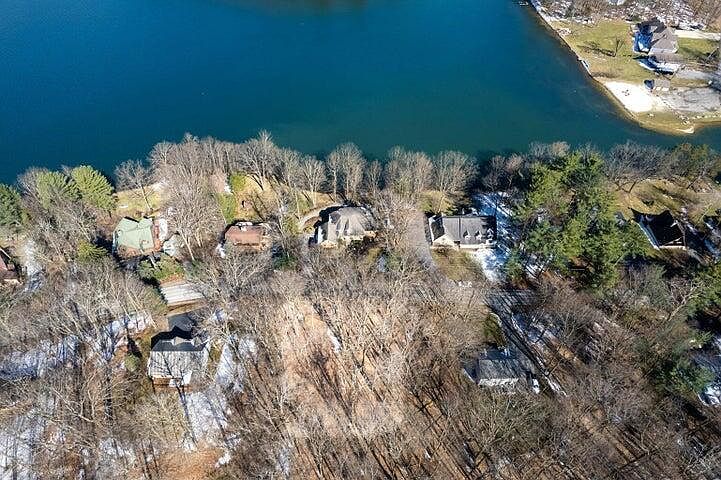 2nd image of Treasure Lake Rd Lot 61