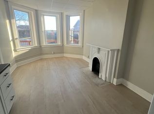 518 Seneca St APT B, Leavenworth, KS 66048