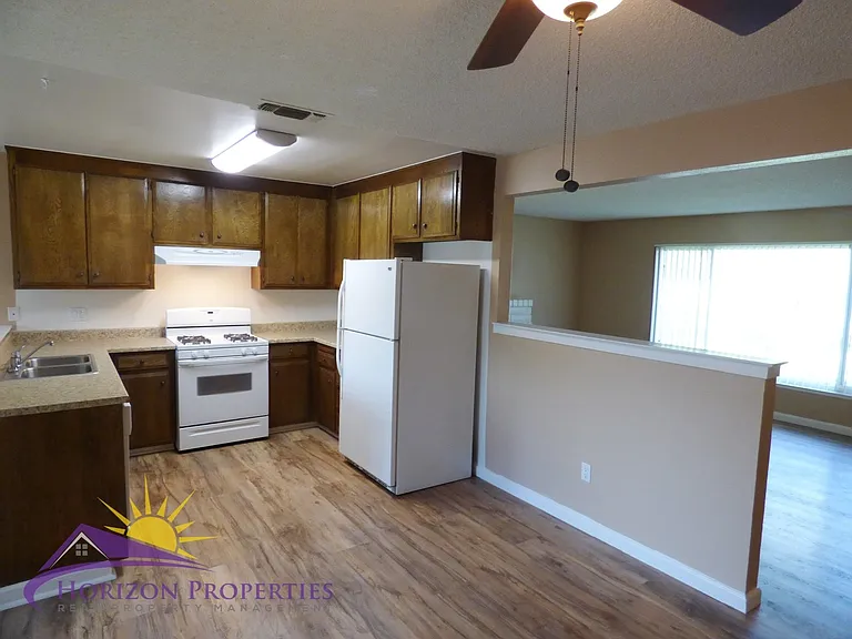 7928 Garry Oak Dr — Photo 10