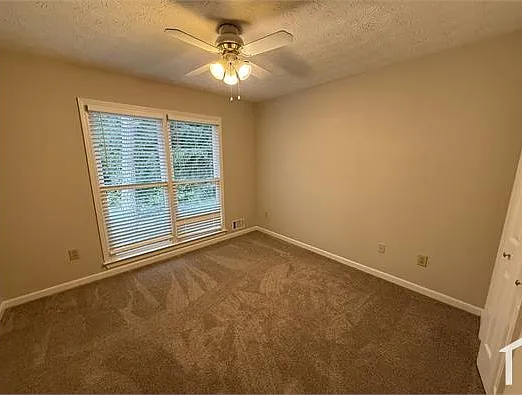 261 Hambridge Ct — Photo 14