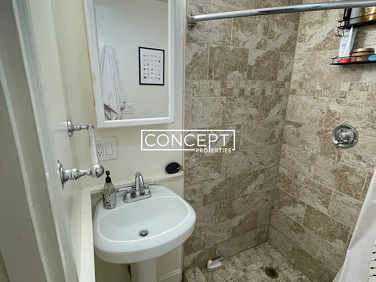 61 Joy St #1CP — Photo 8